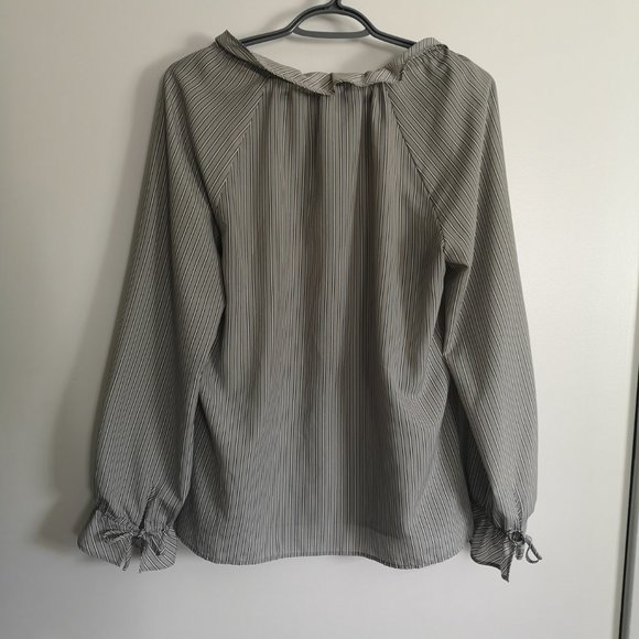 Banana Republic Blouse | Size S - Picture 4 of 6